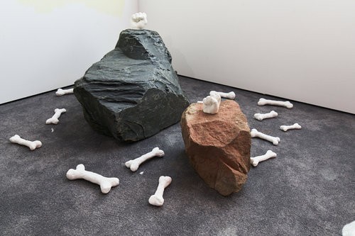 Julieta Aranda, Stealing One’s own Corpse (an alternative set of footholds for an ascent into the dark) – PART 3, 2018. Installation view at FACT Liverpool. © Rob Battersby Courtesy the artist and FACT 