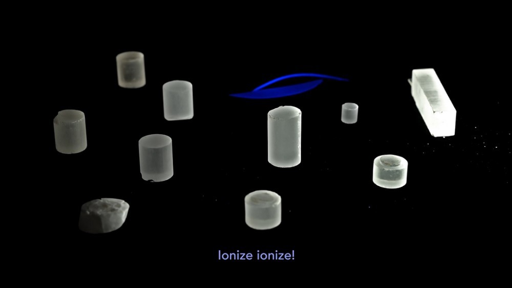 Alan Bogana, Ionize Ionize!, 2020